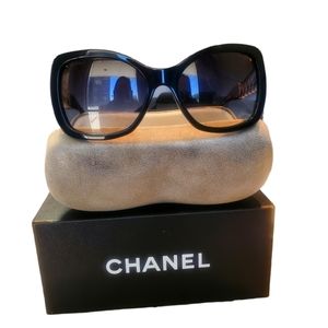 Chanel 5305 Sunglasses